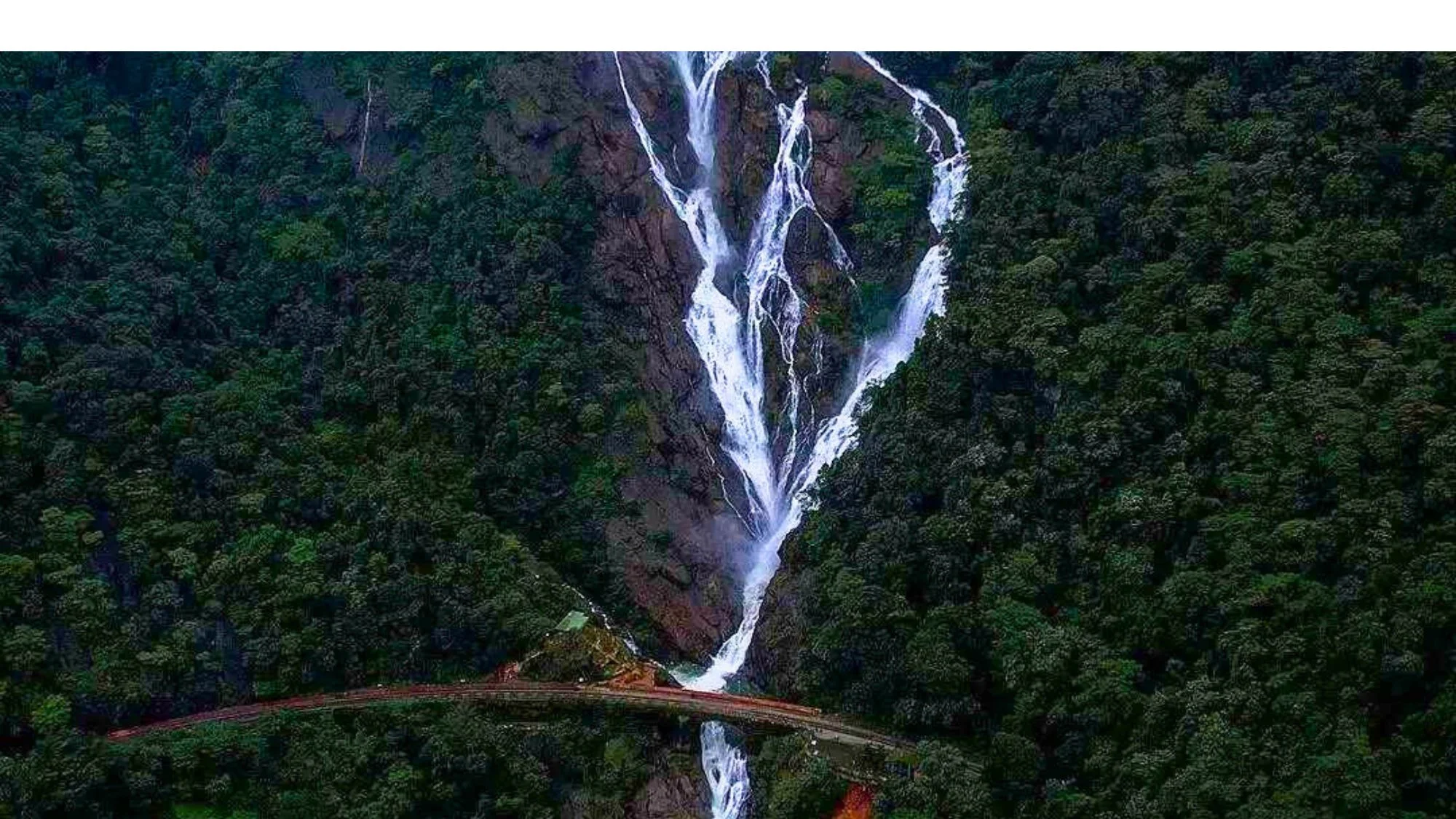 Dudhsagar-waterfall-in-goa